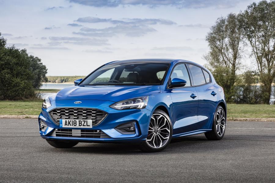  Ford Focus ST-Line 2018 года  (UK) (фото 1 из 42)